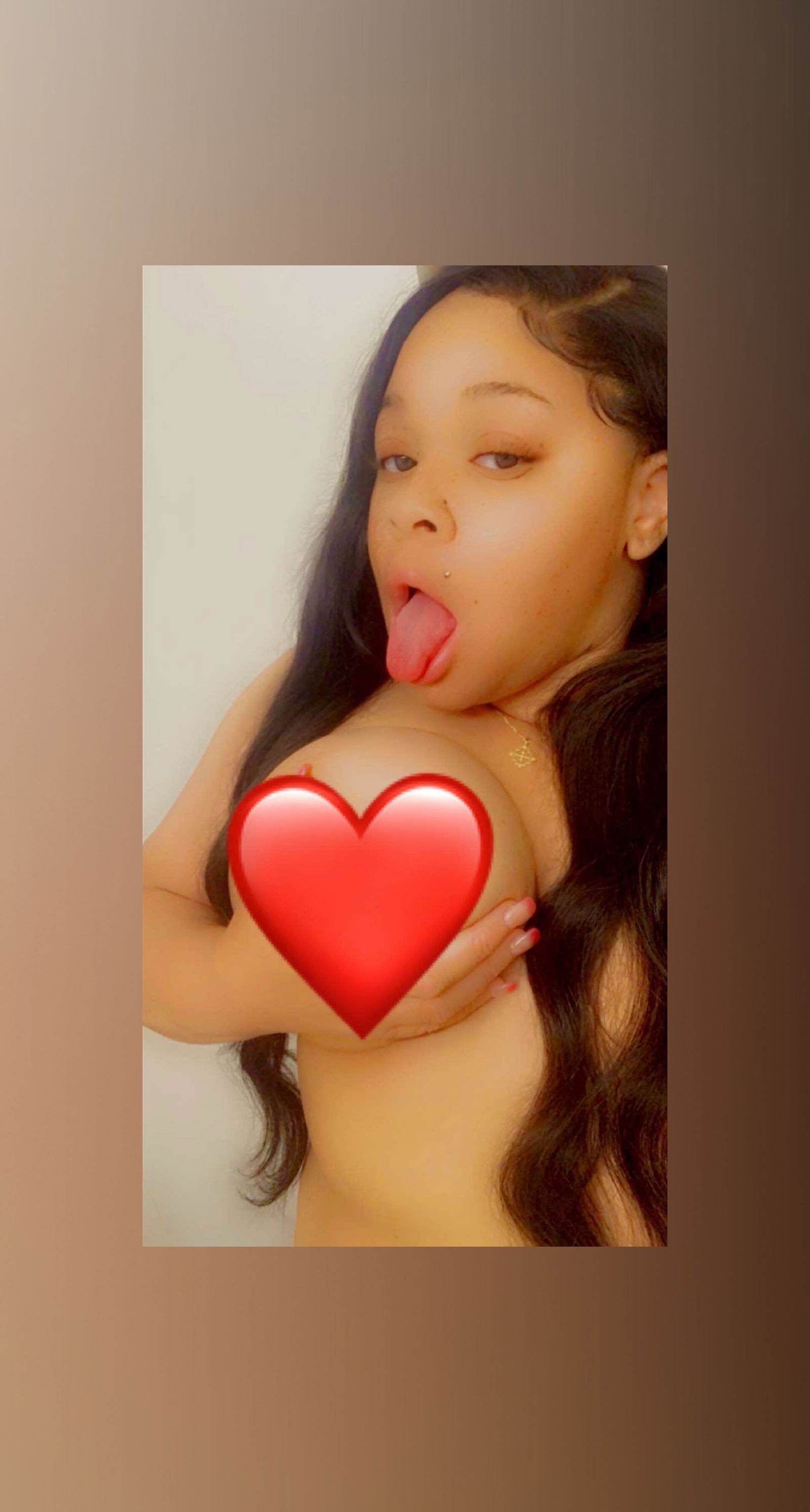 Yella's avatar
