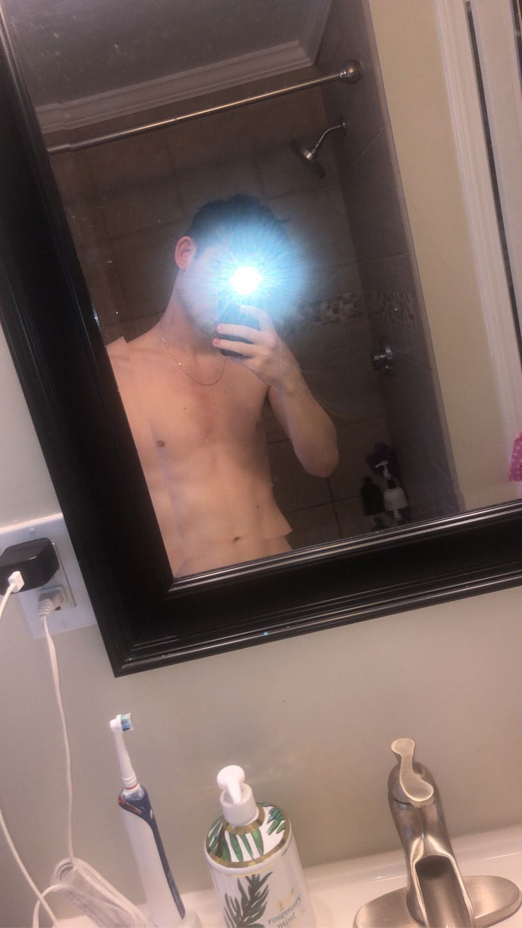 Don’t let ya BF find out's avatar