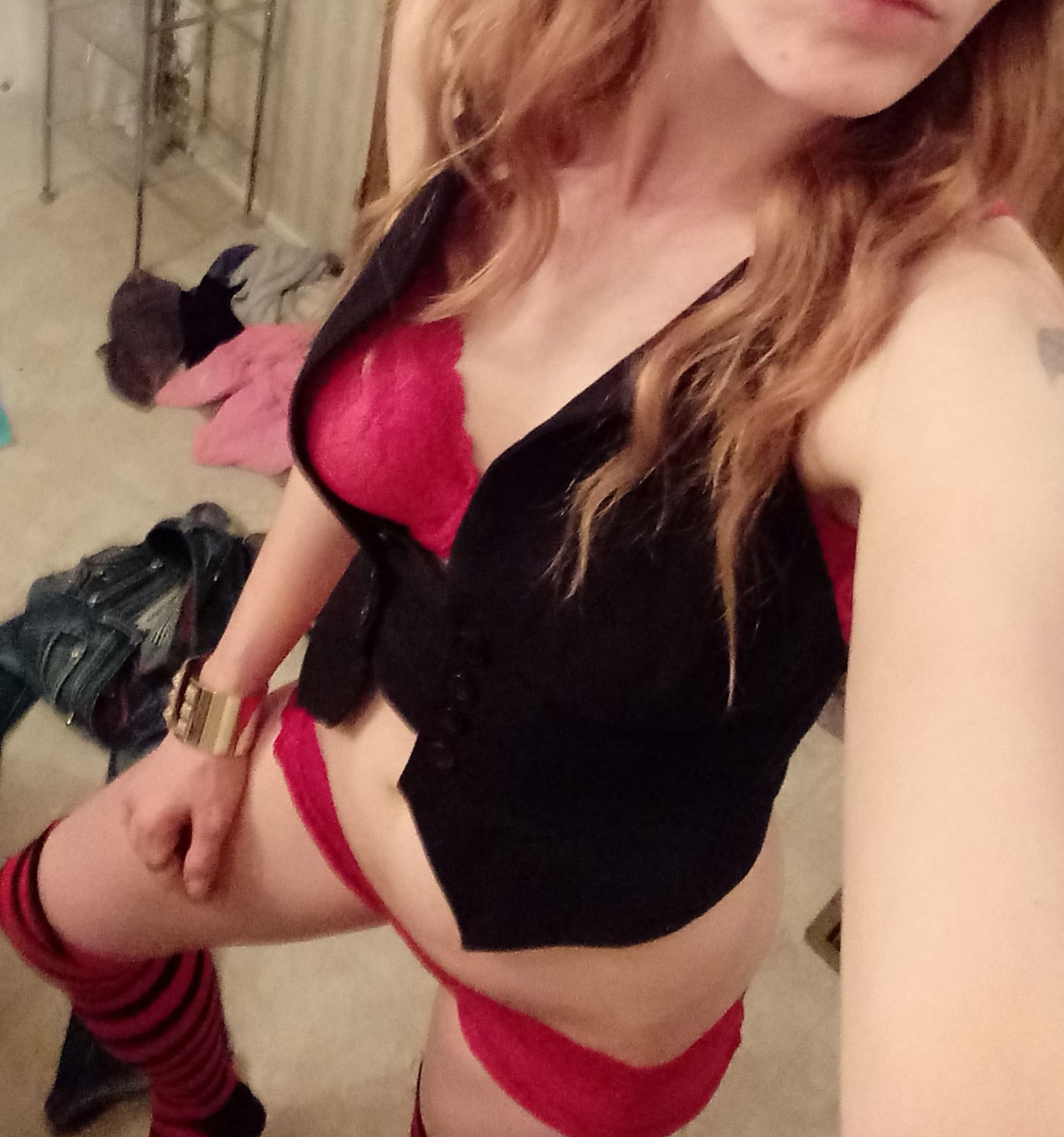 Nicole Marie's avatar