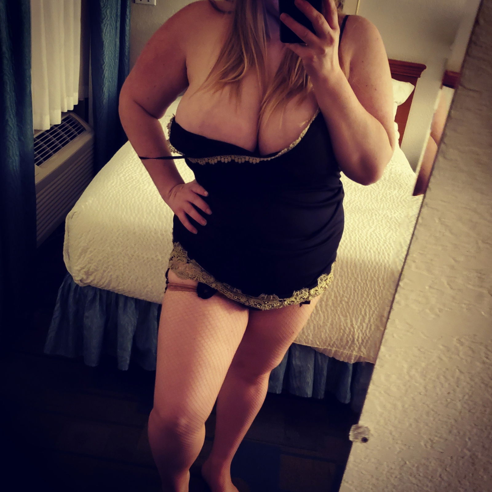 YourGirlForHire's avatar