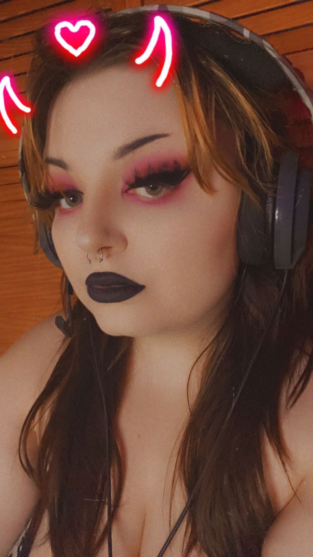 Ellie's avatar