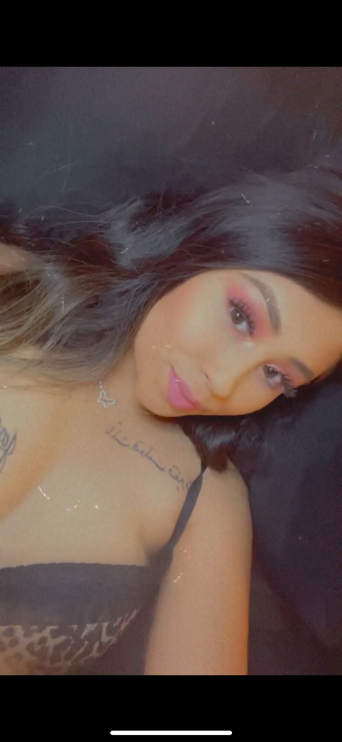 b💕's avatar
