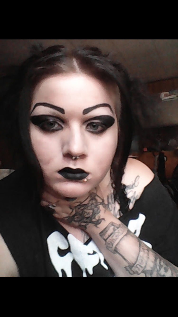 Yourthiccgothgirlfriend's avatar