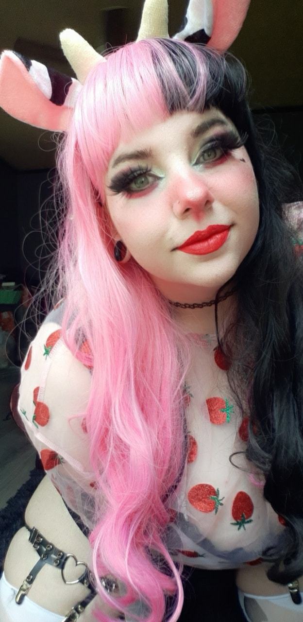 Kitty🖤's avatar