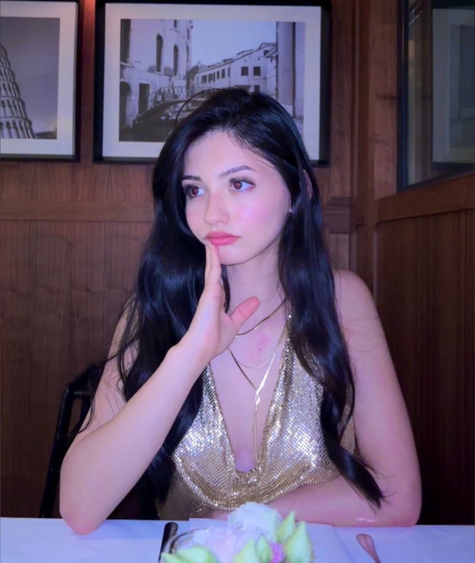 Alya Vural's avatar