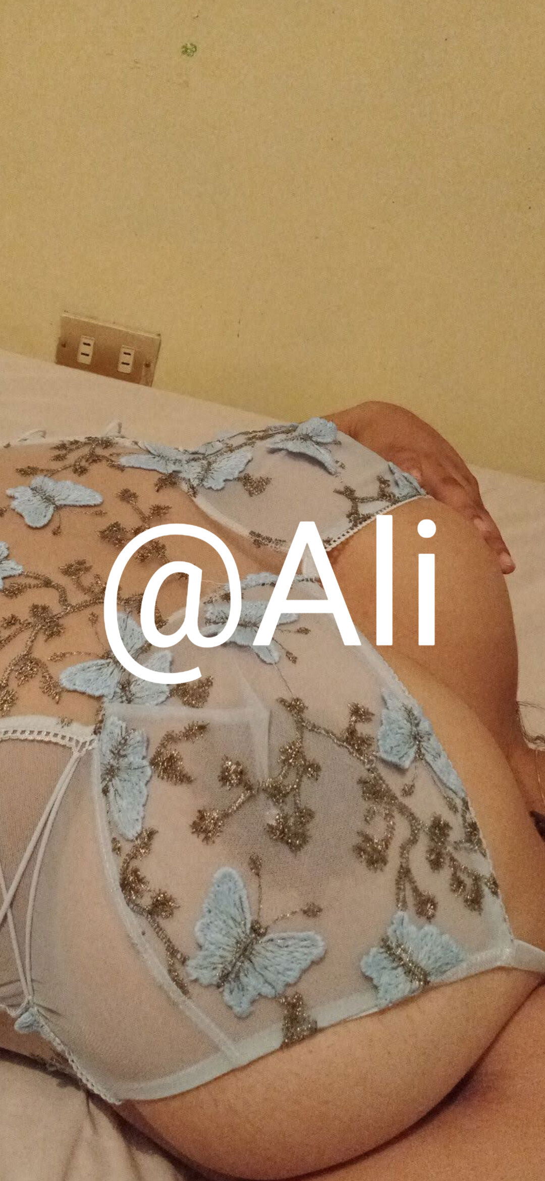 Ali profile banner