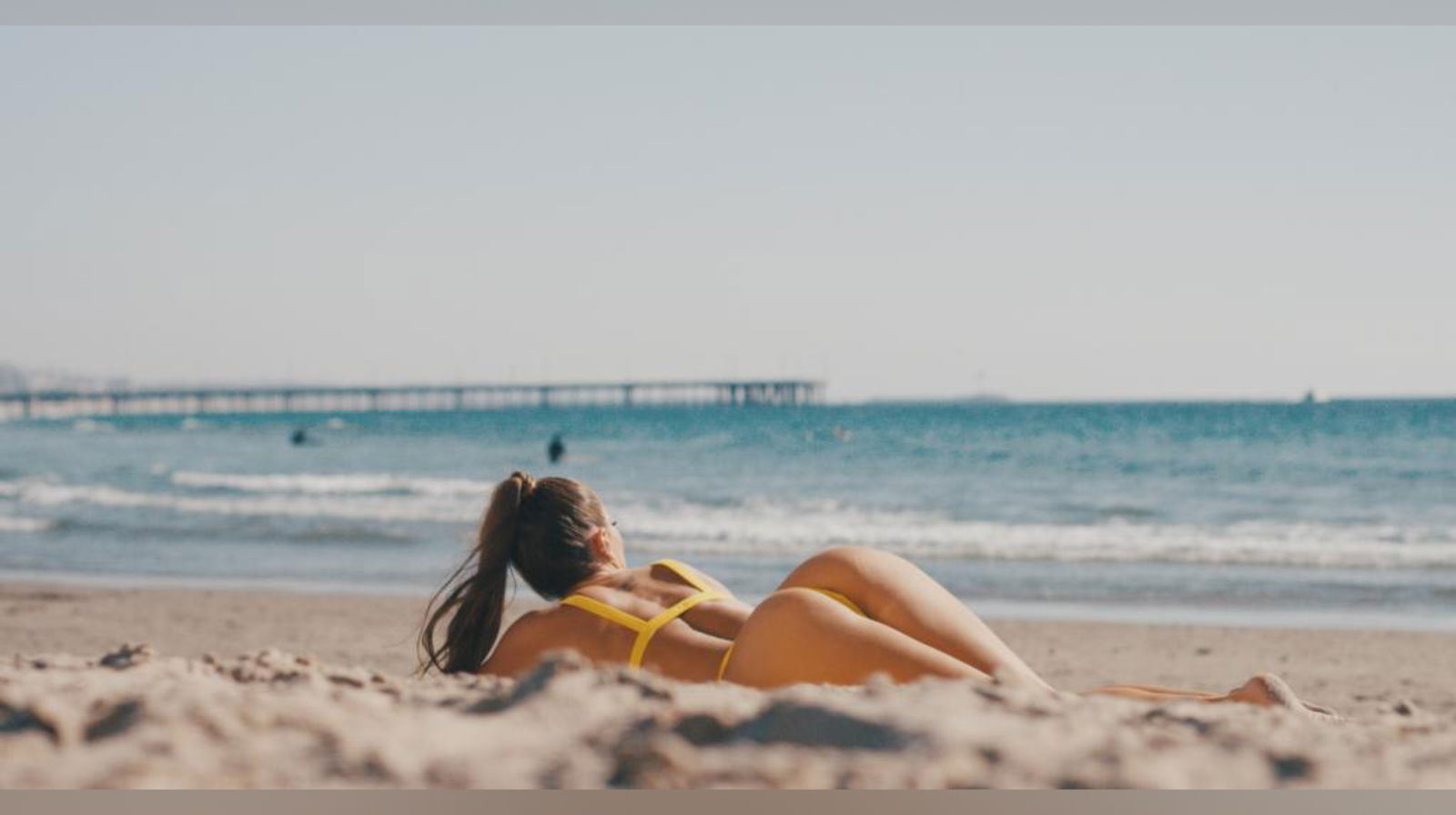 Abigail Mac’s Free Page profile banner