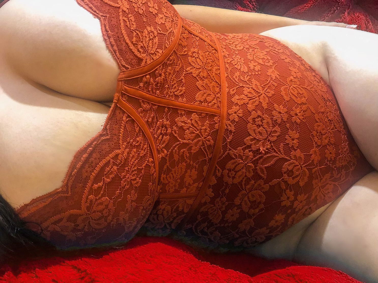 Adrianna DeLéon profile banner