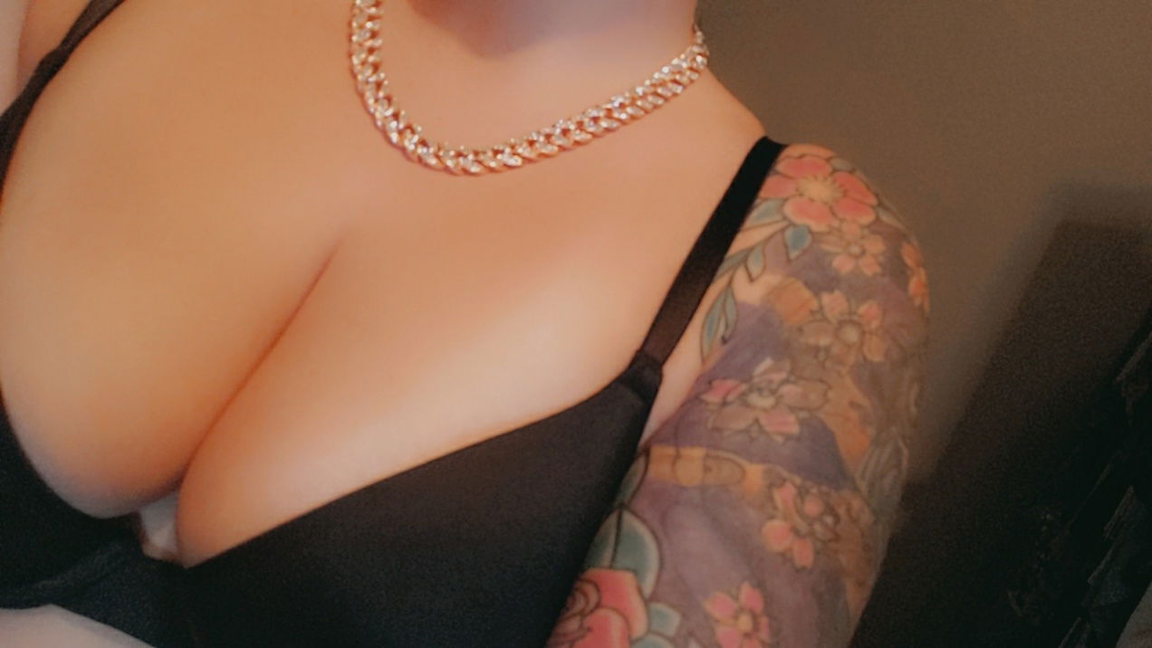 Adrianna profile banner