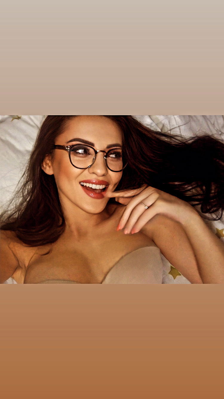 Alessandra_ale profile banner