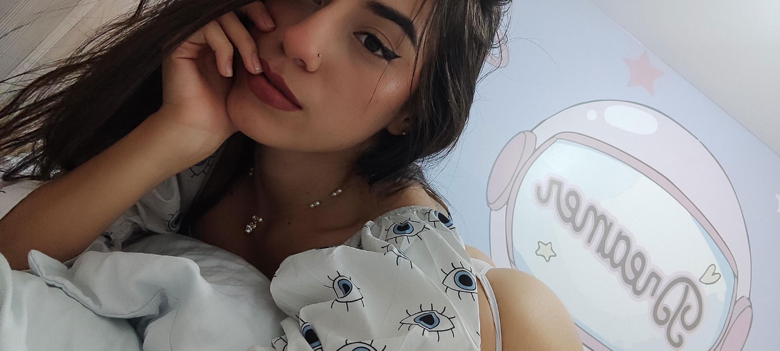 Alexandra Peña profile banner