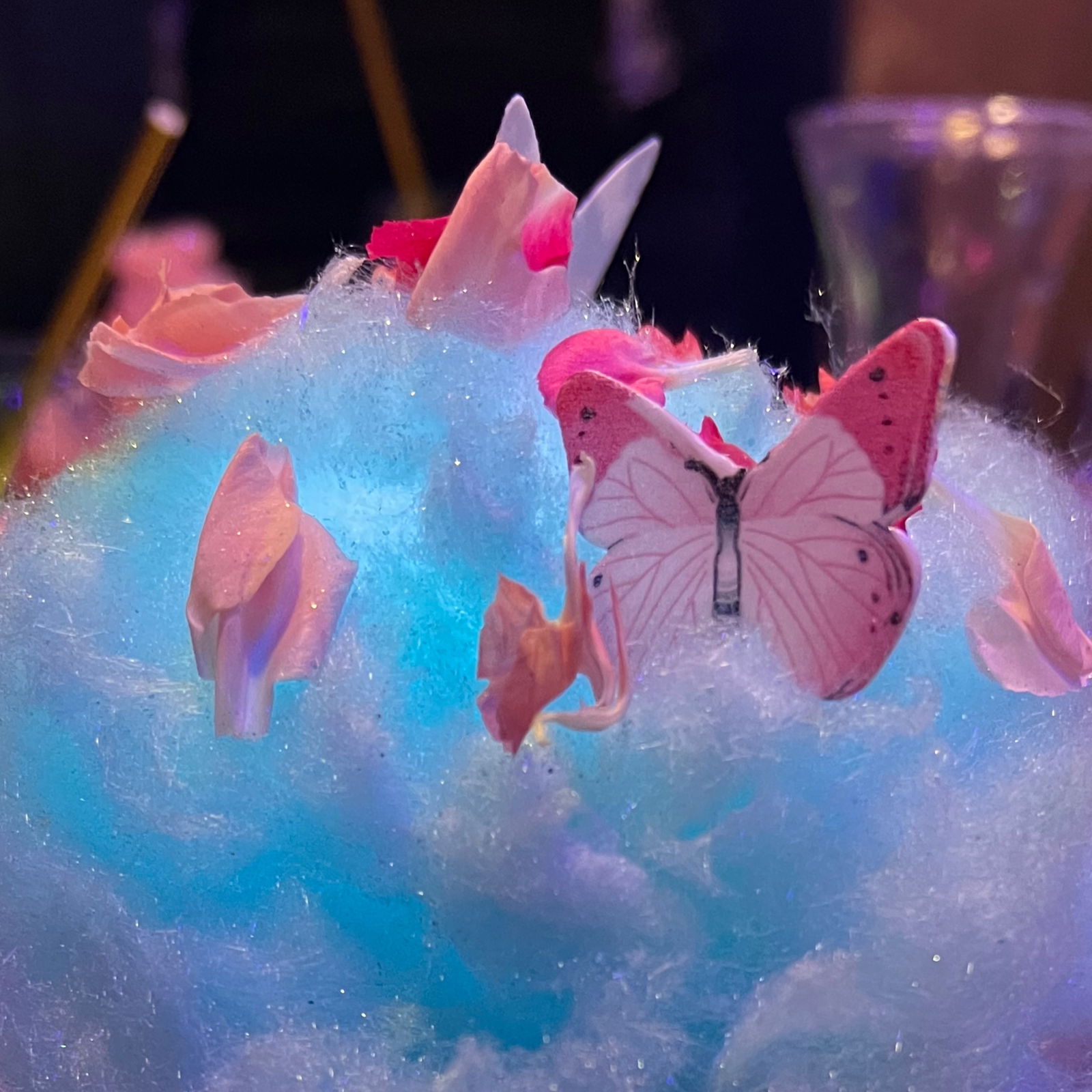 Liv profile banner