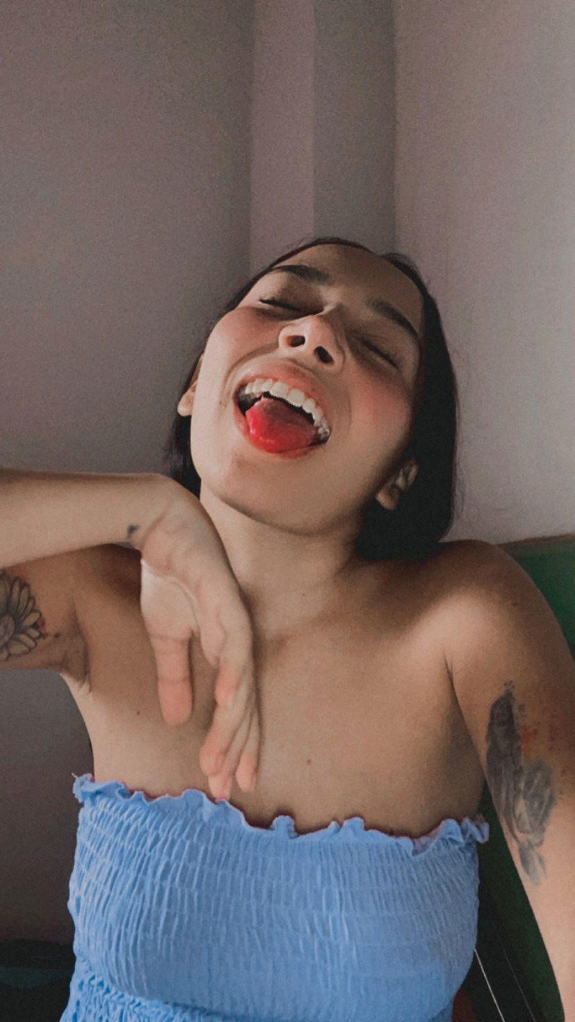Alle fille petite😈 profile banner
