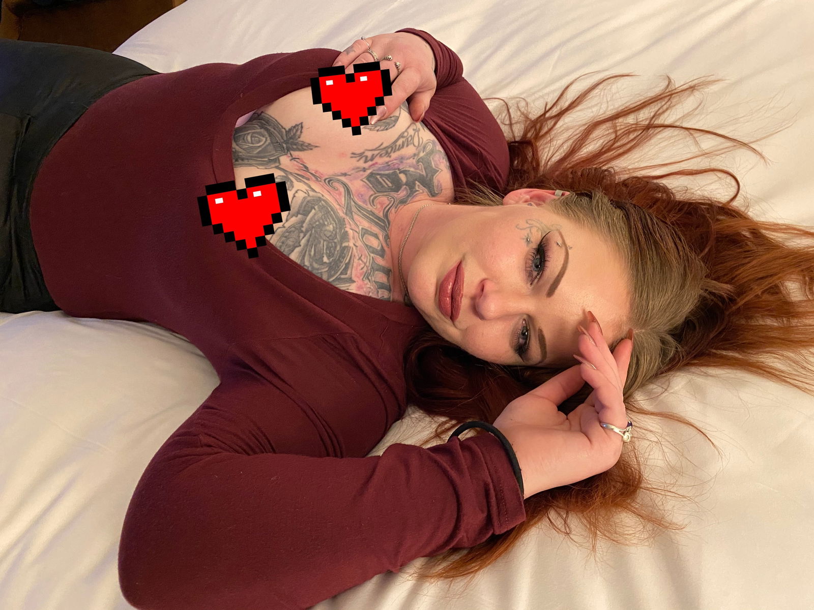 AlyxHart profile banner