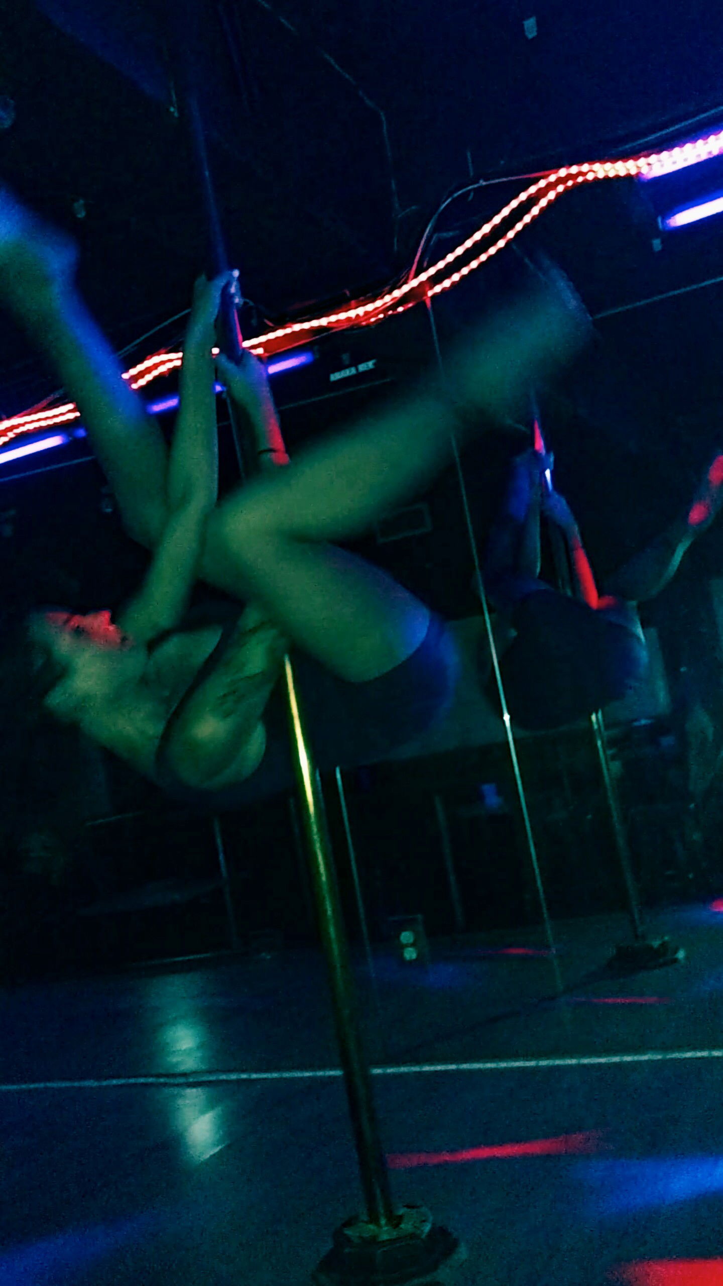 AmazonaXO profile banner