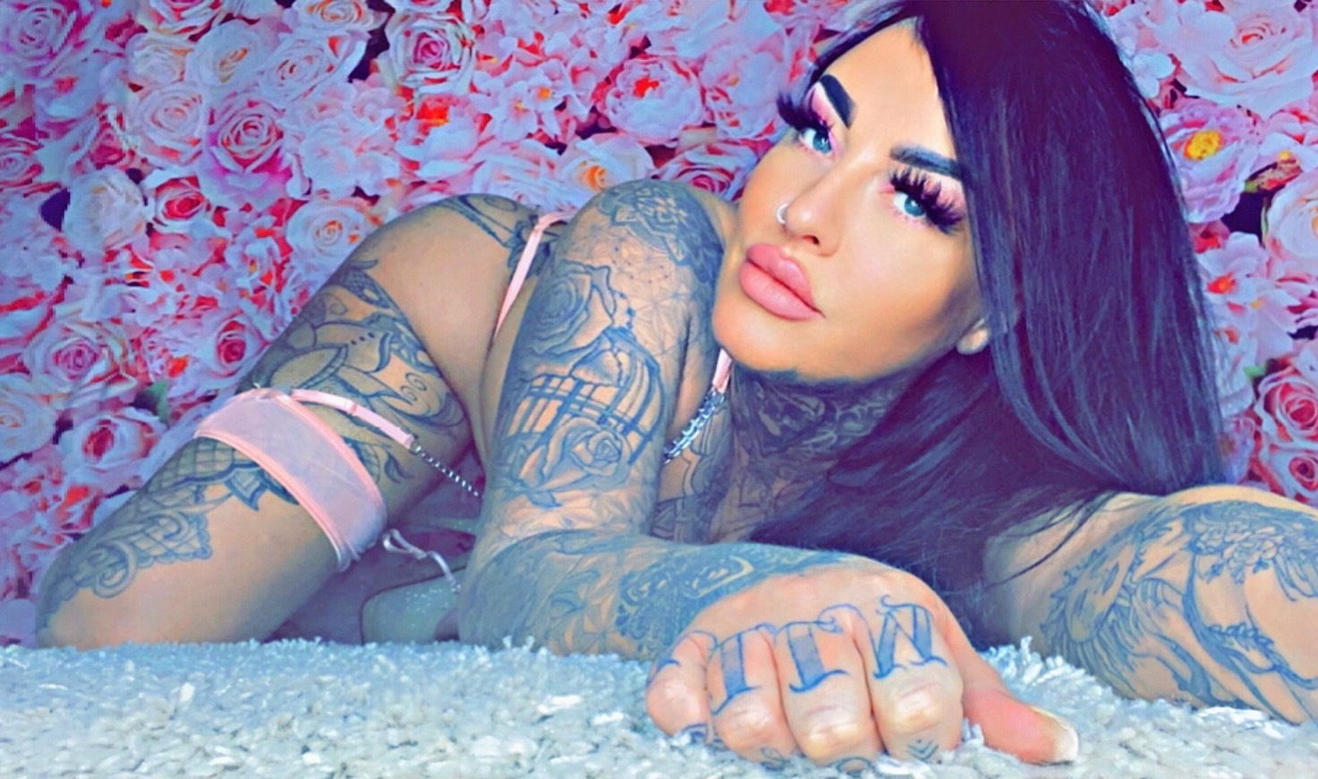 Amber Mai profile banner