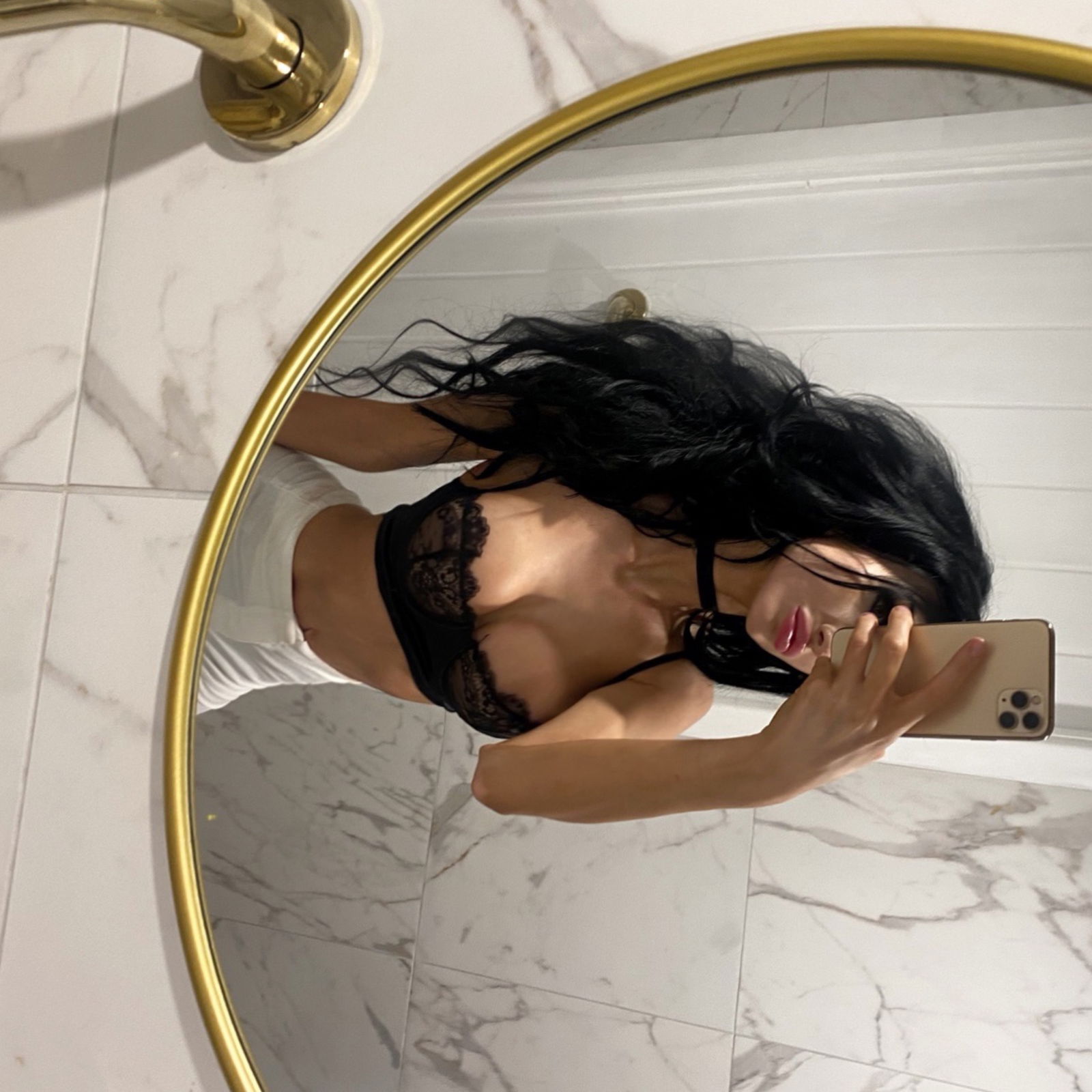 UK DOLL π profile banner