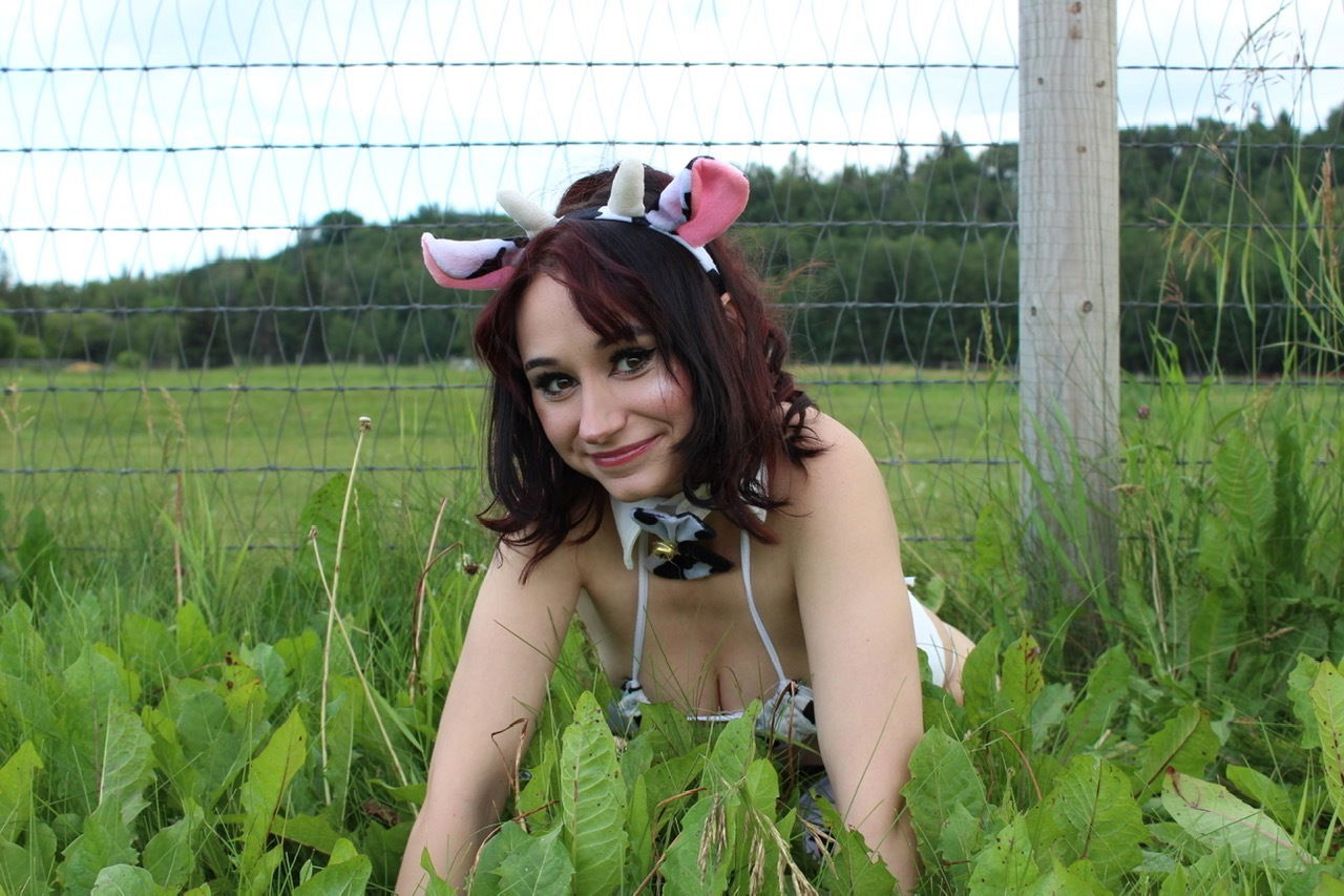 Anna Lilith Eve profile banner