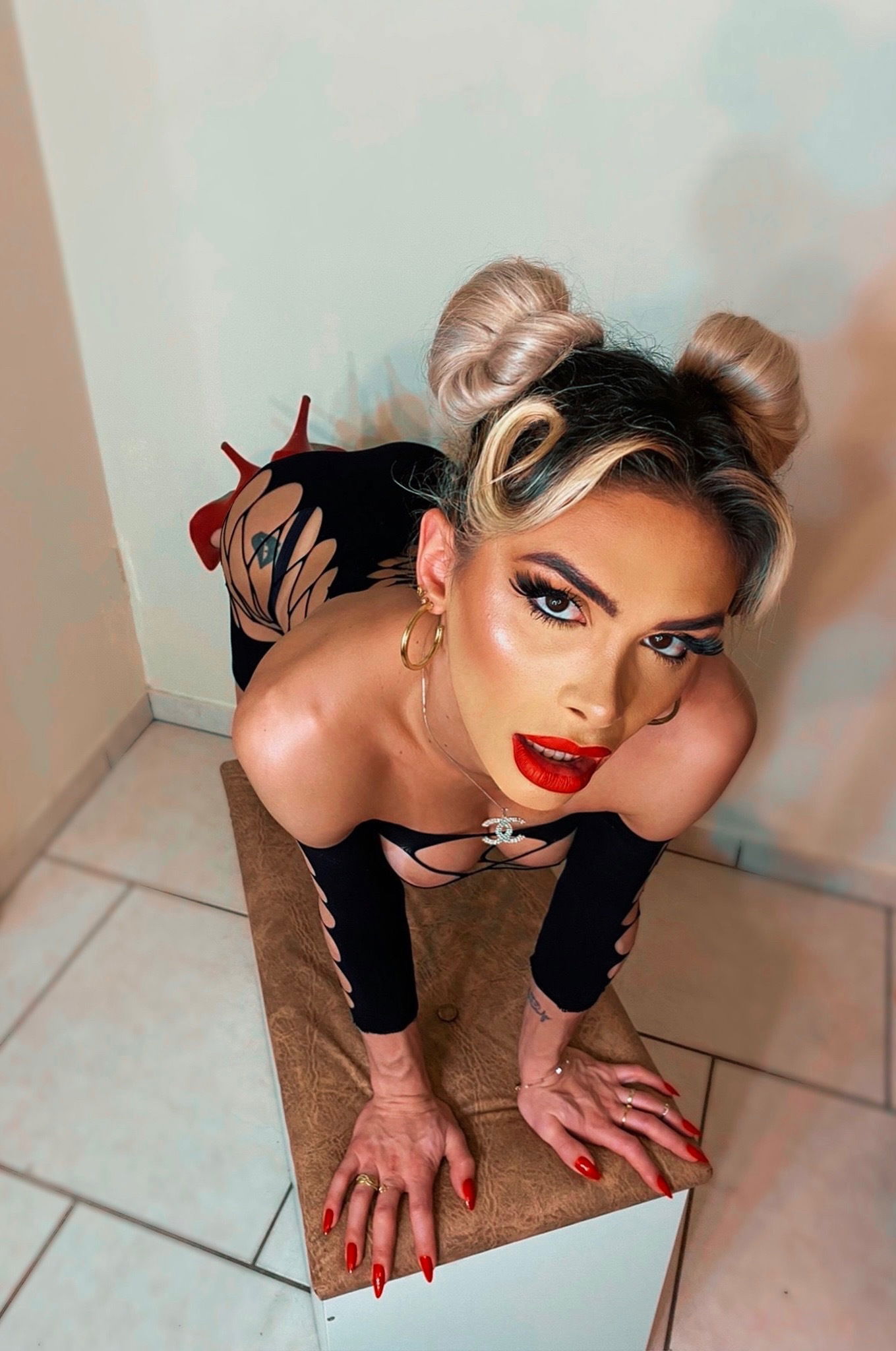 Antonella Raphaelle profile banner