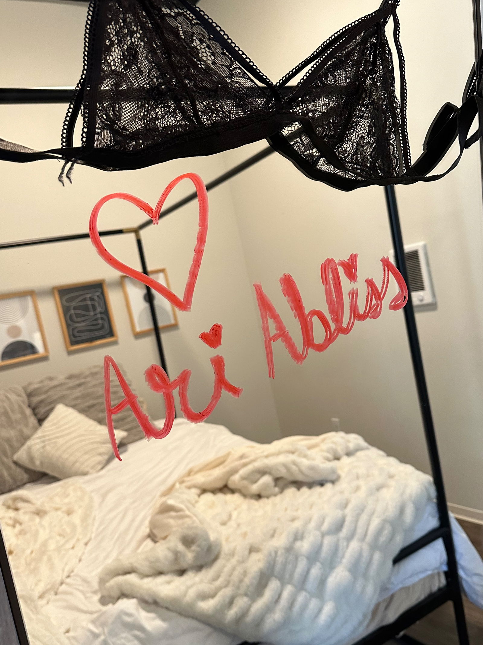 Ariabliss 💫 profile banner