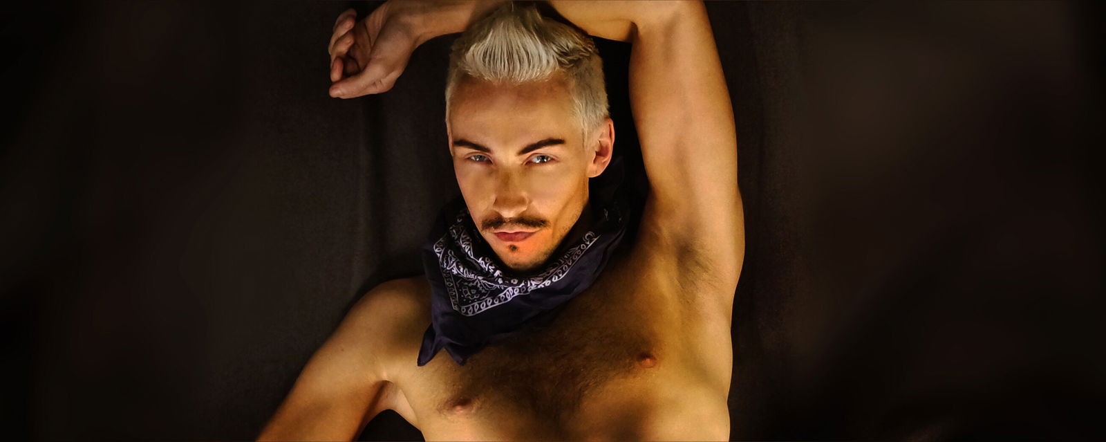 Artziboi profile banner