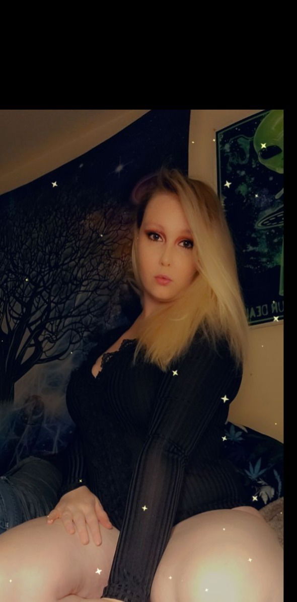 Ashlyn profile banner