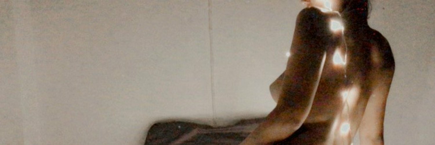 Aun_Chi profile banner