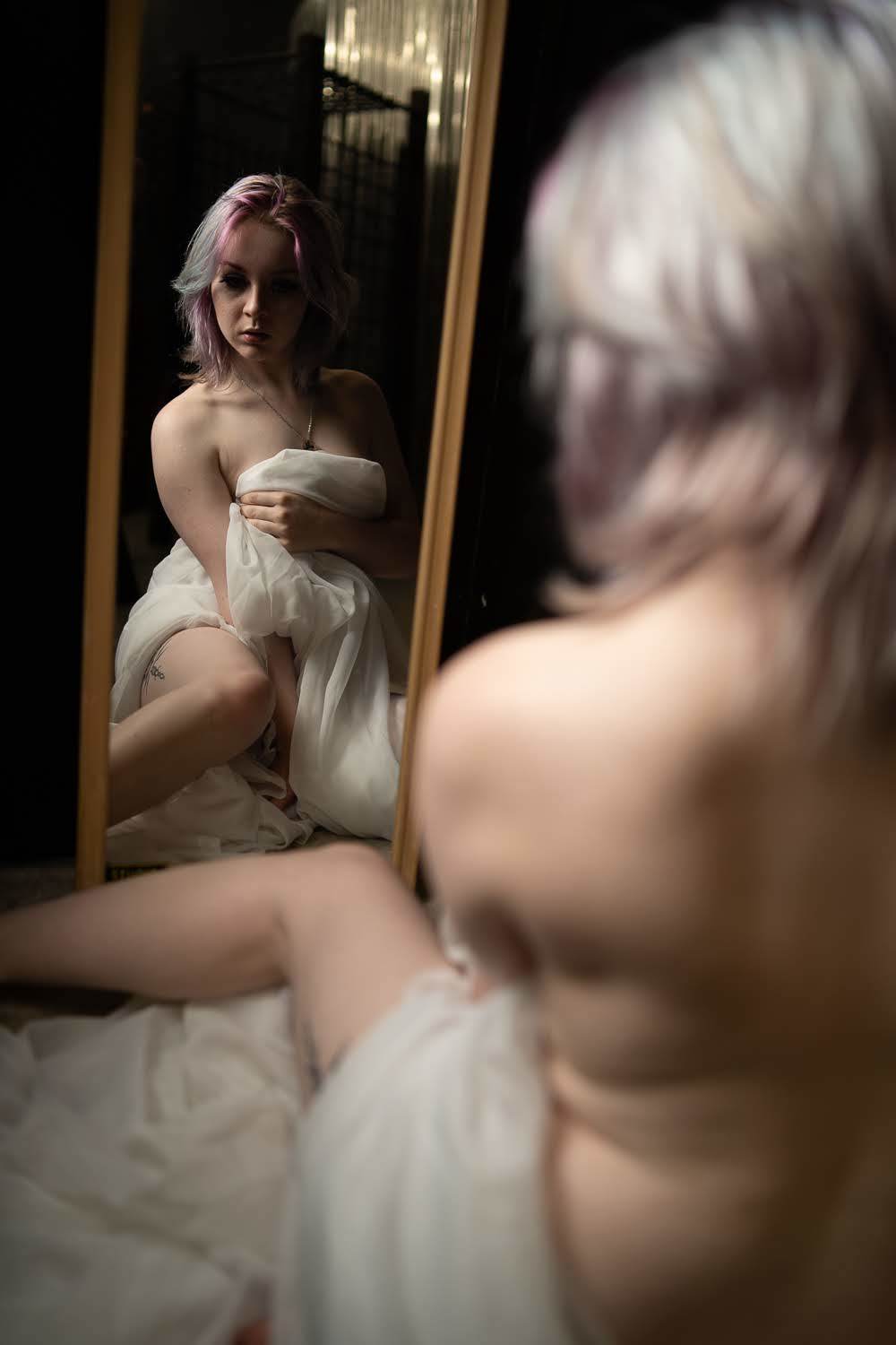 B-Elle profile banner