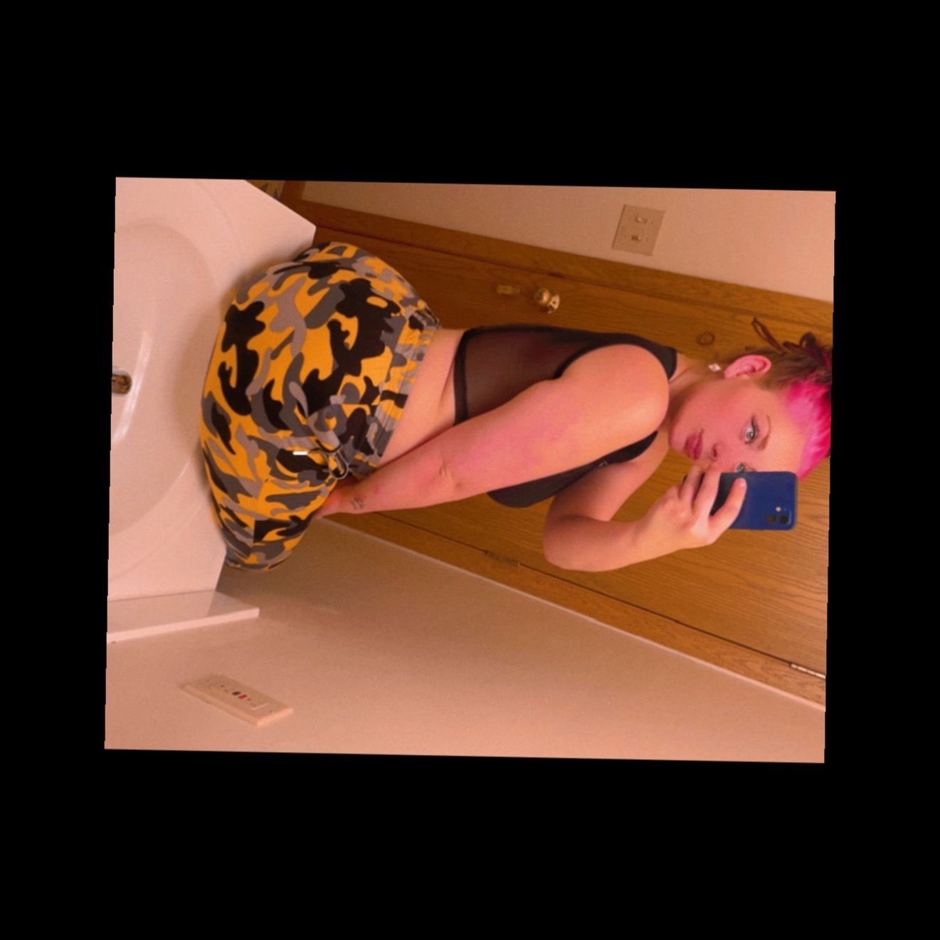Babyiriss profile banner