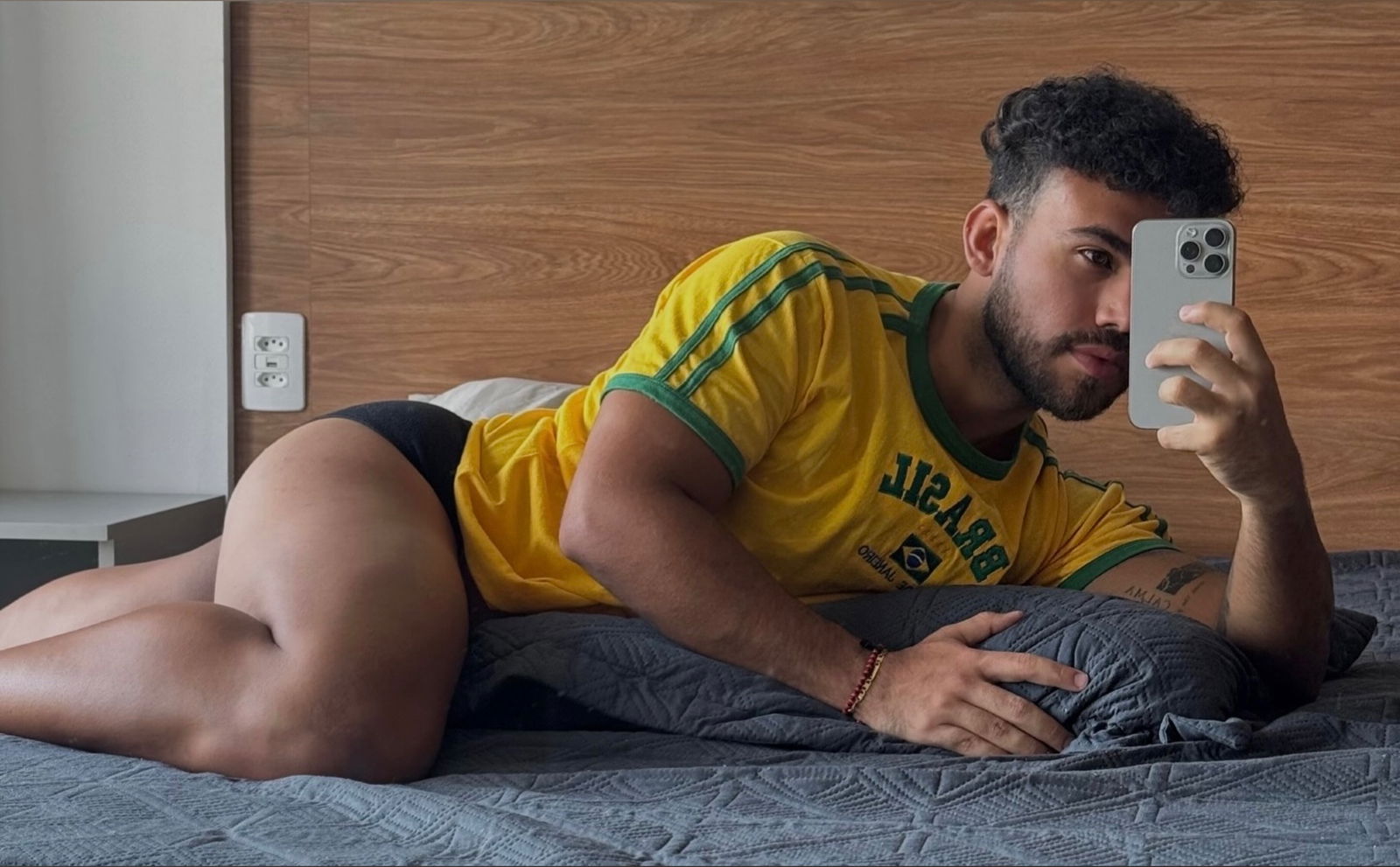 badteto banner