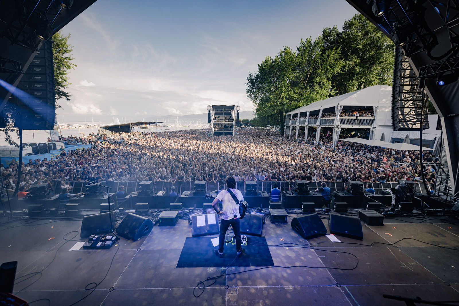 Bastian Baker profile banner