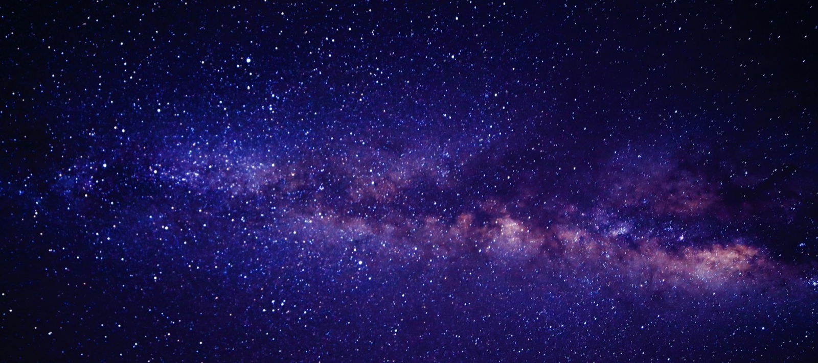 Becca Roe profile banner