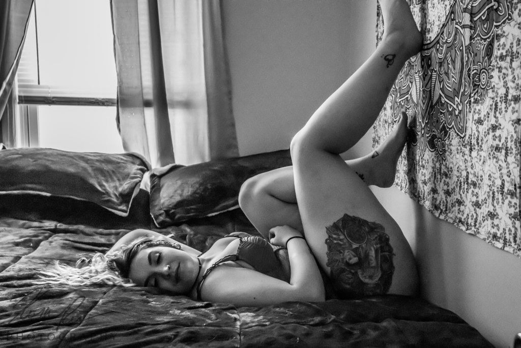 Bella Starr profile banner