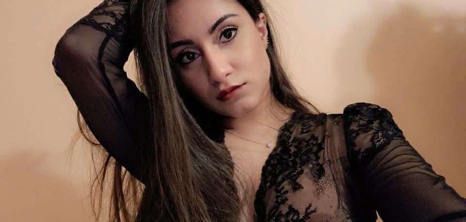 Bella Rose profile banner