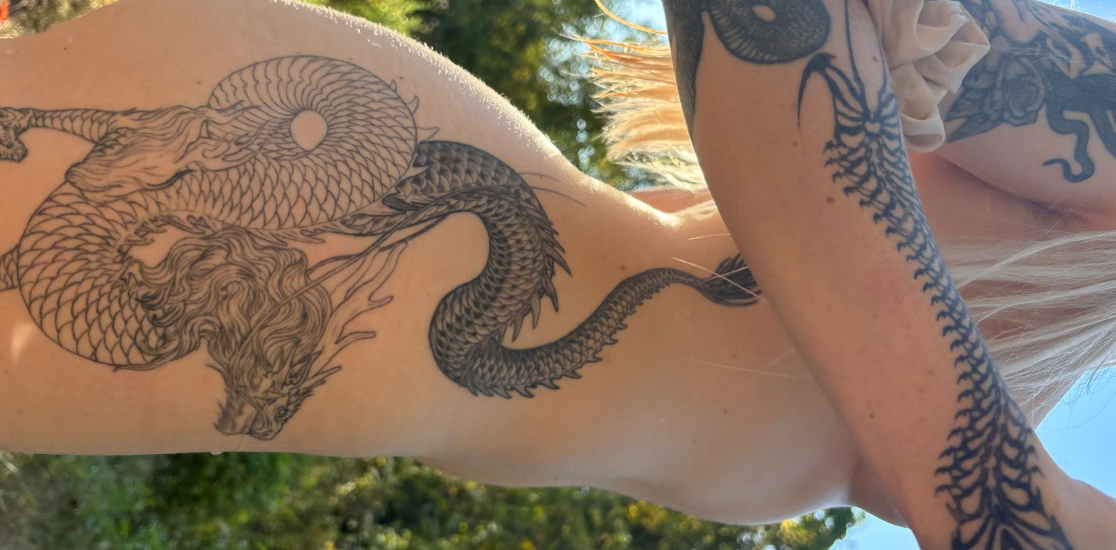 Bella Wolf profile banner