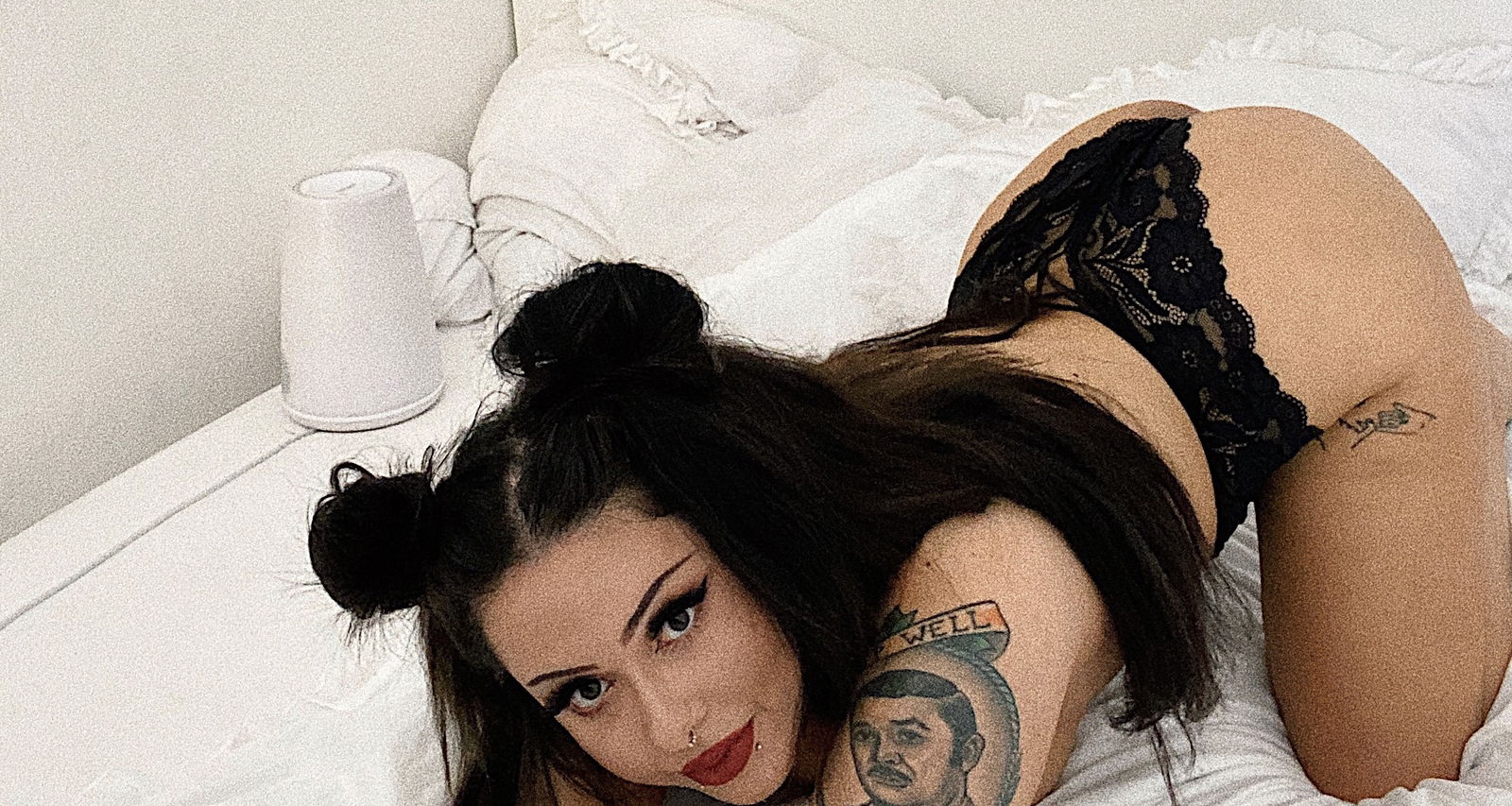 Beverly.hell profile banner