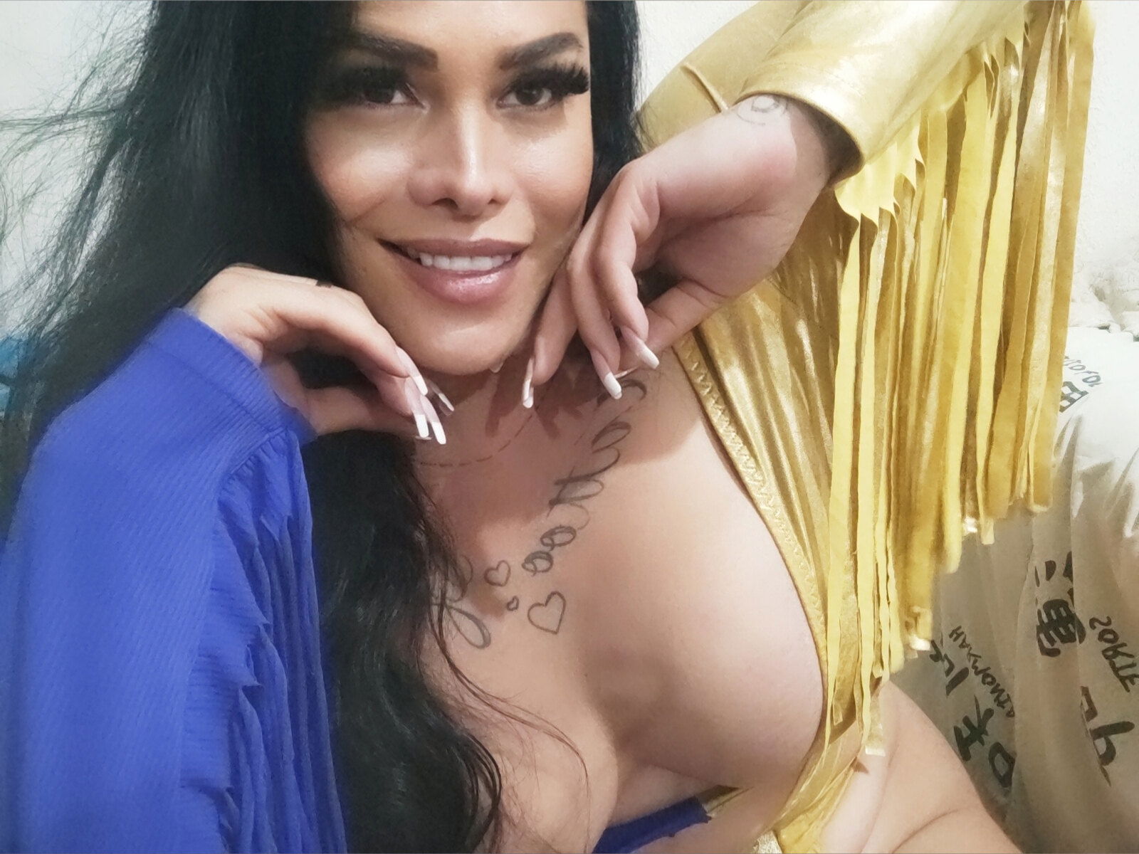 Bianca soares a "boneca da casa" profile banner