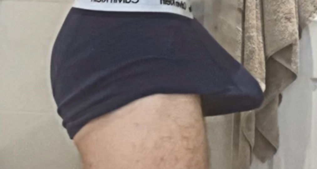 Long D profile banner
