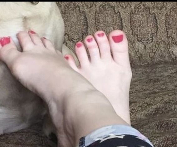Big Time Feet ✨ profile banner