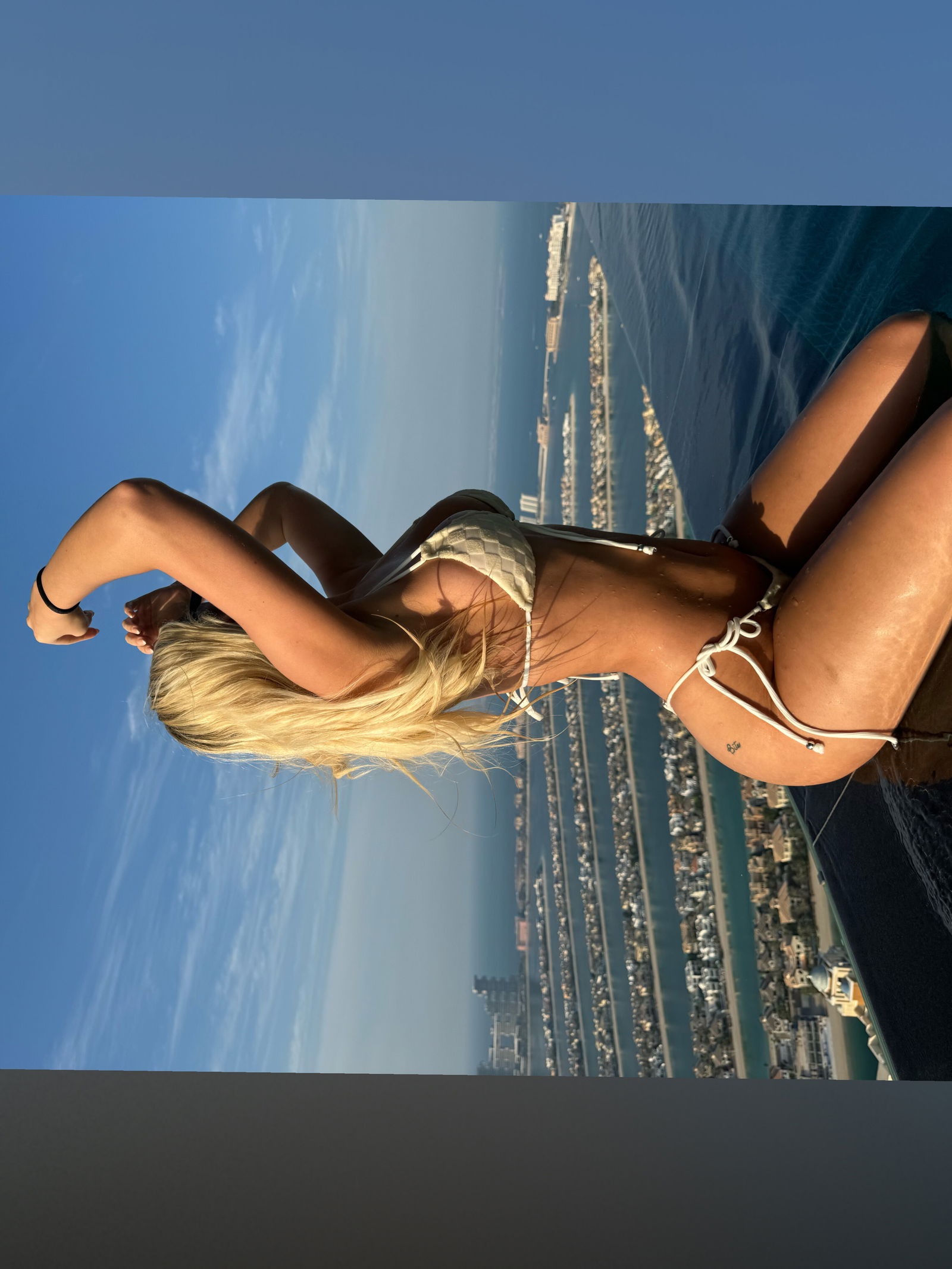 Blonde Angel π profile banner