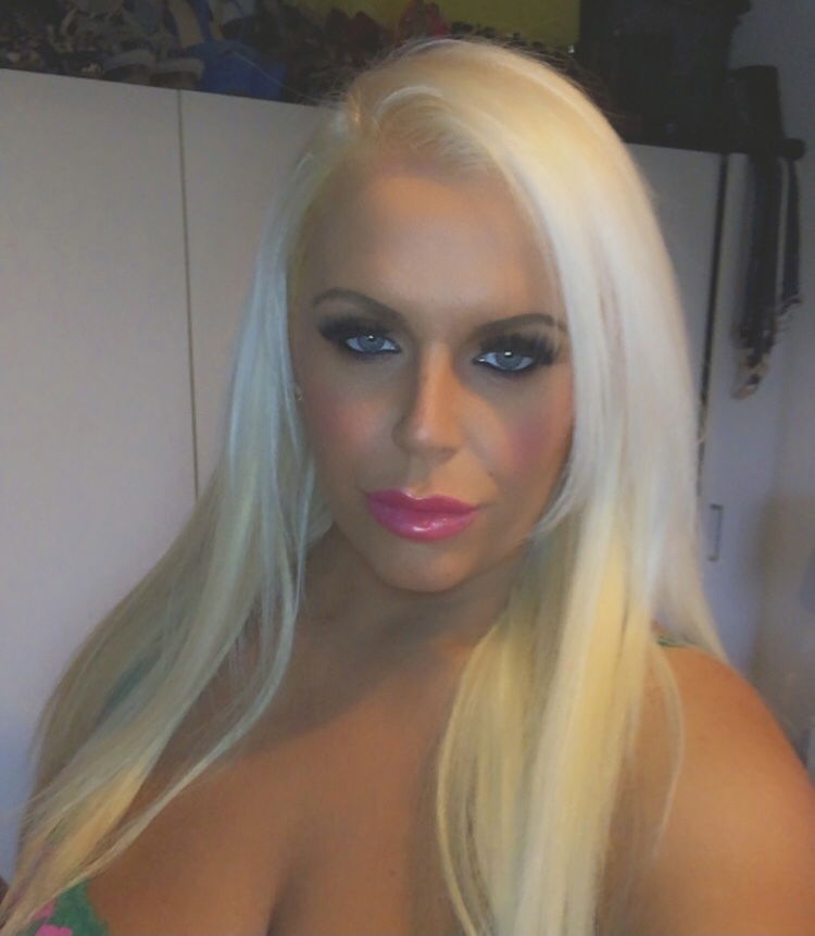 Blondie profile banner