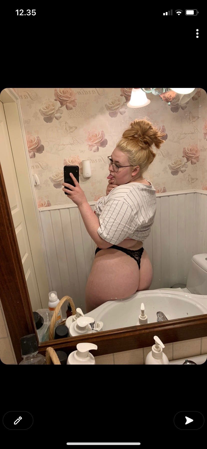 bootyb1tch profile banner