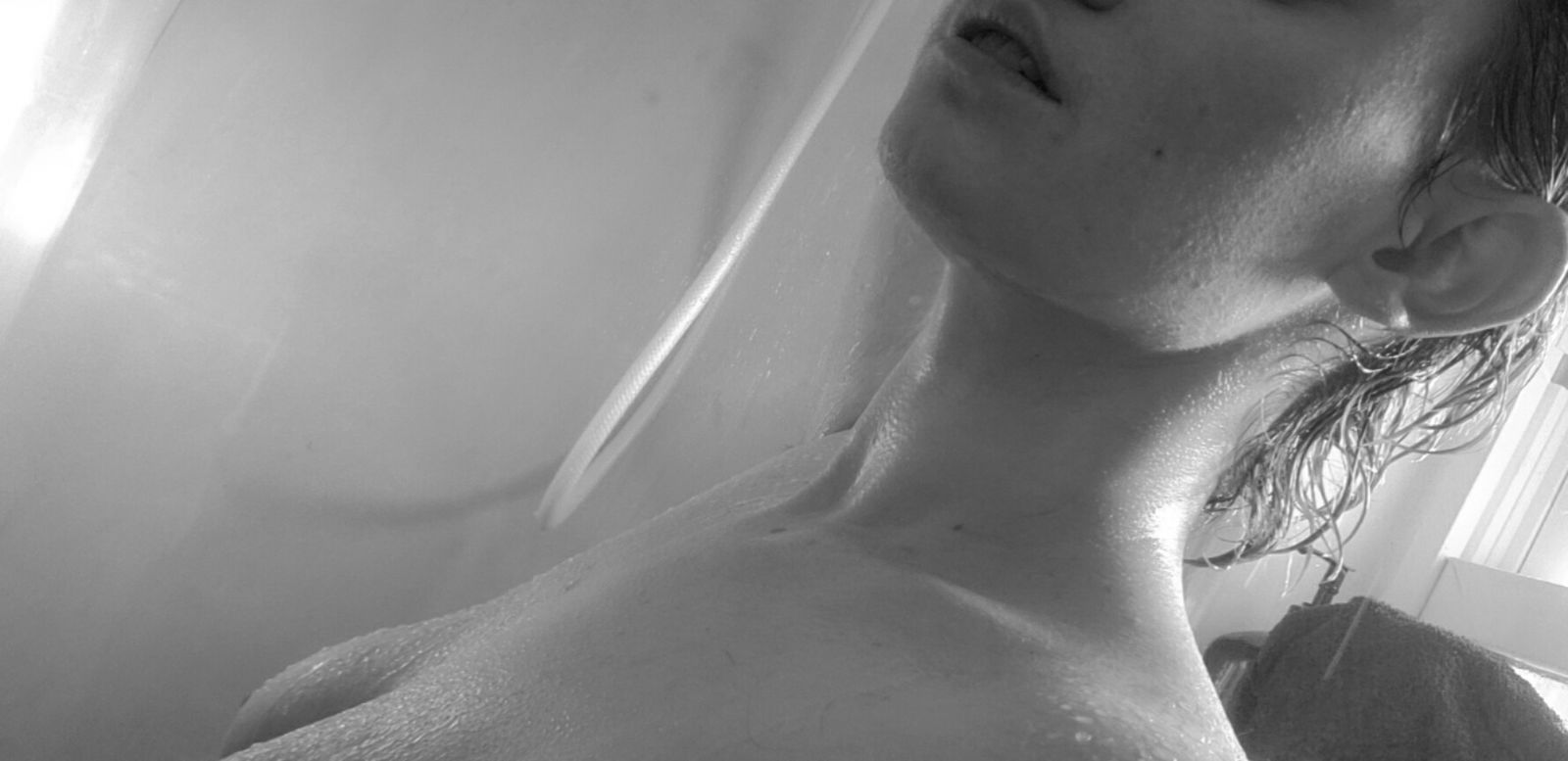 bratty.k banner