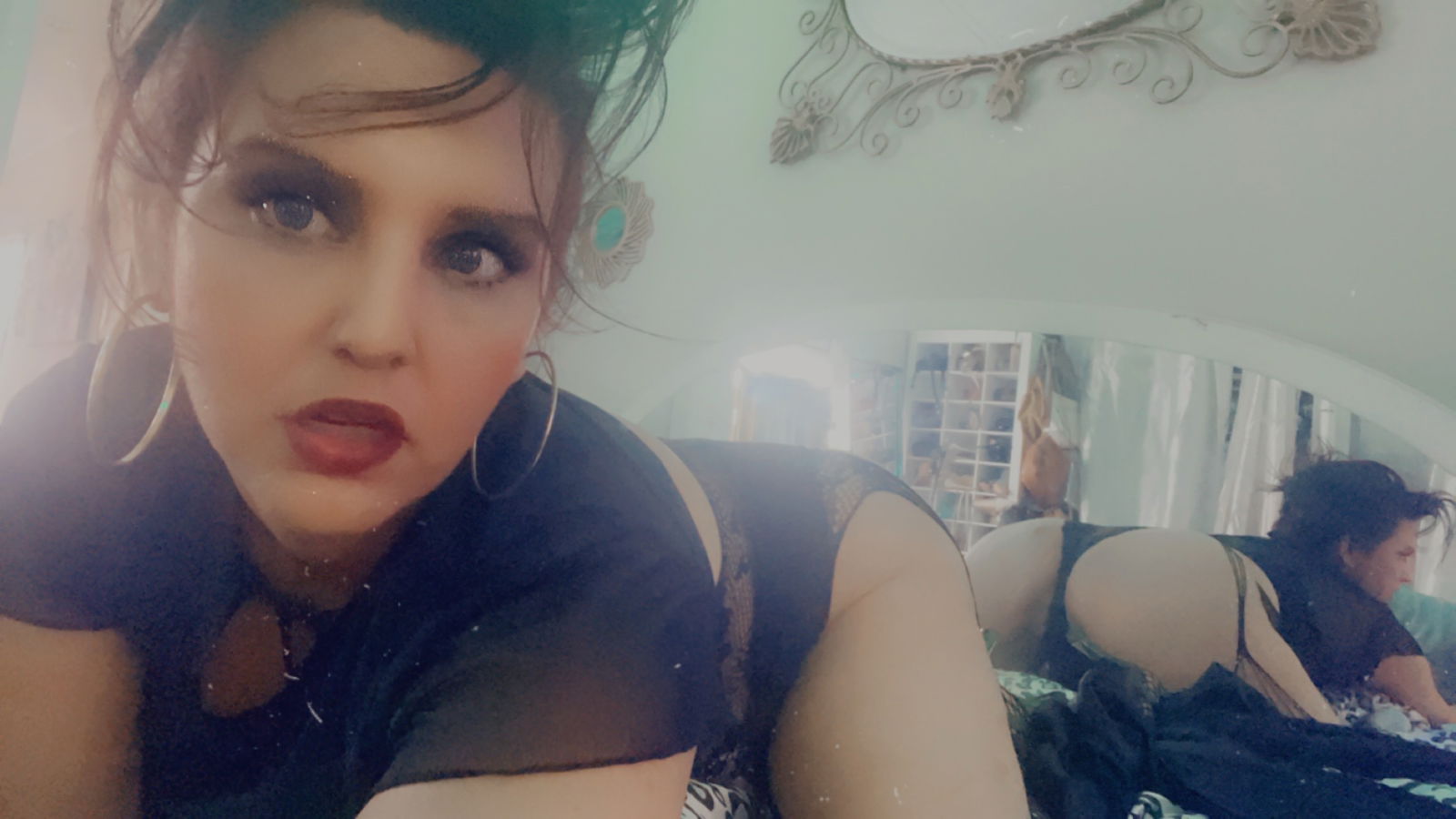 Britney Bardot profile banner