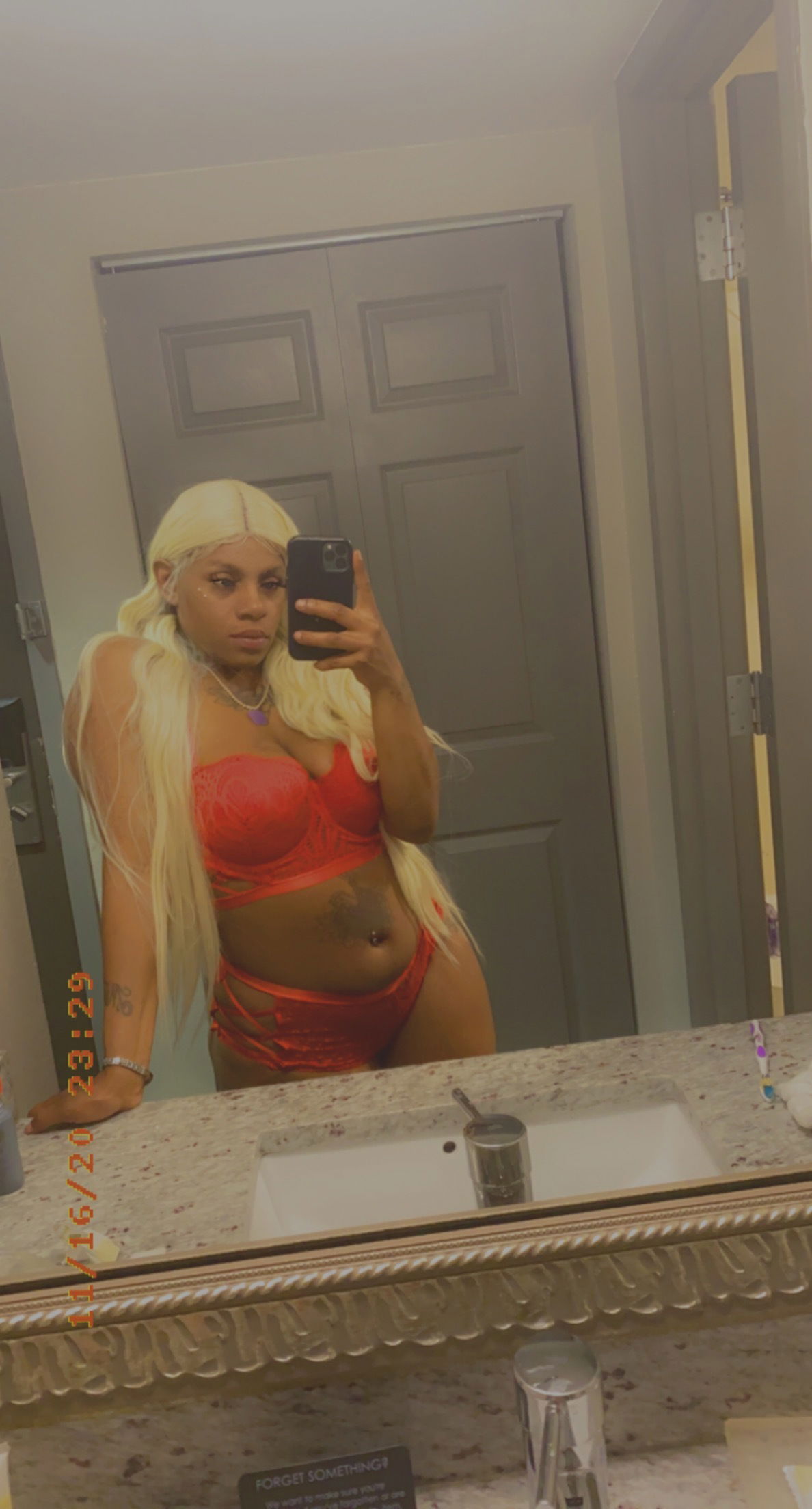 BrookValentine profile banner