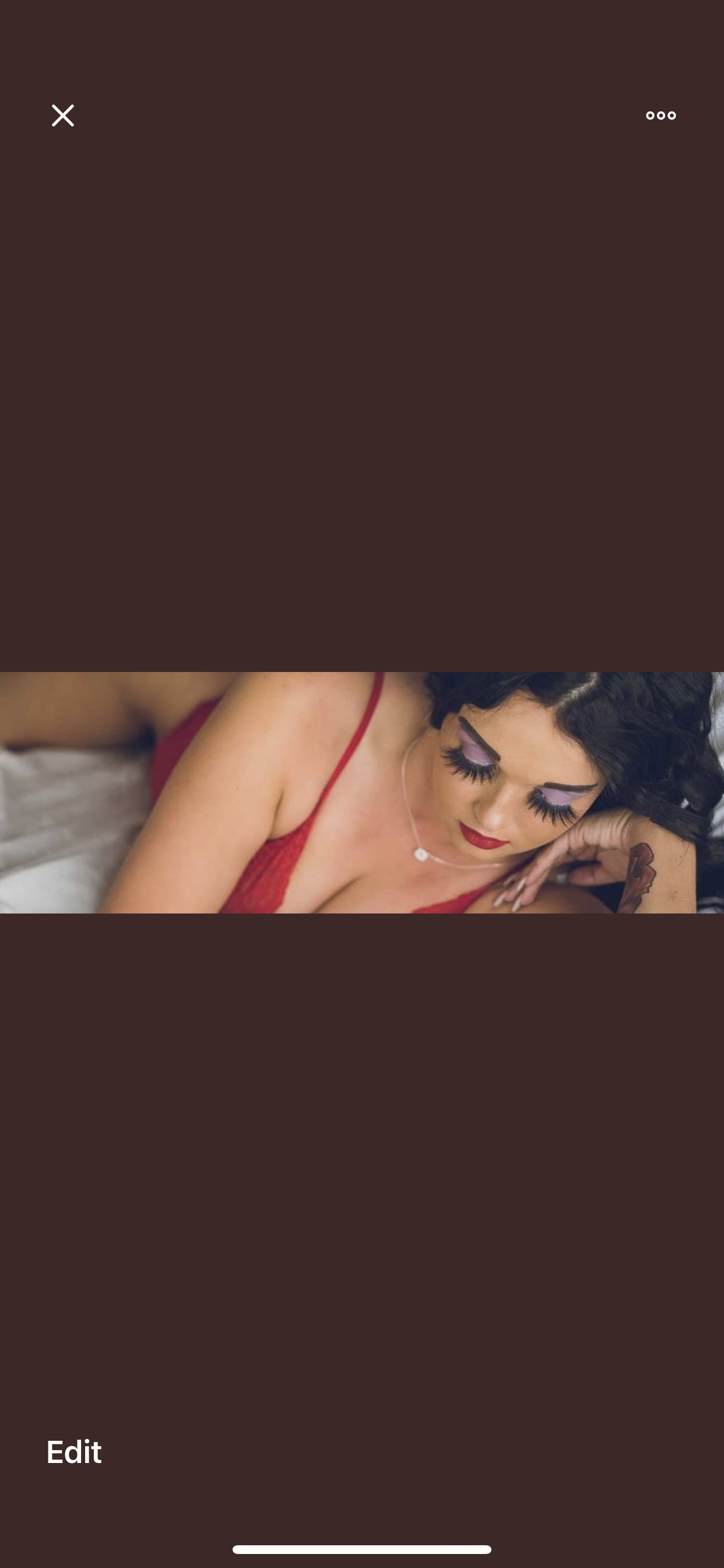 camila reala profile banner
