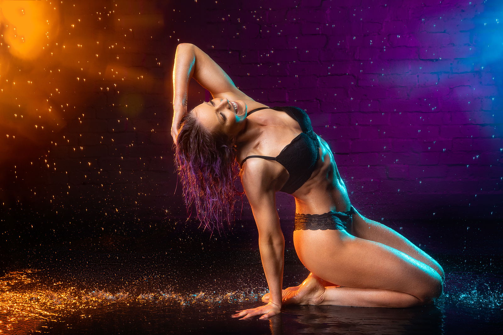 Cam profile banner