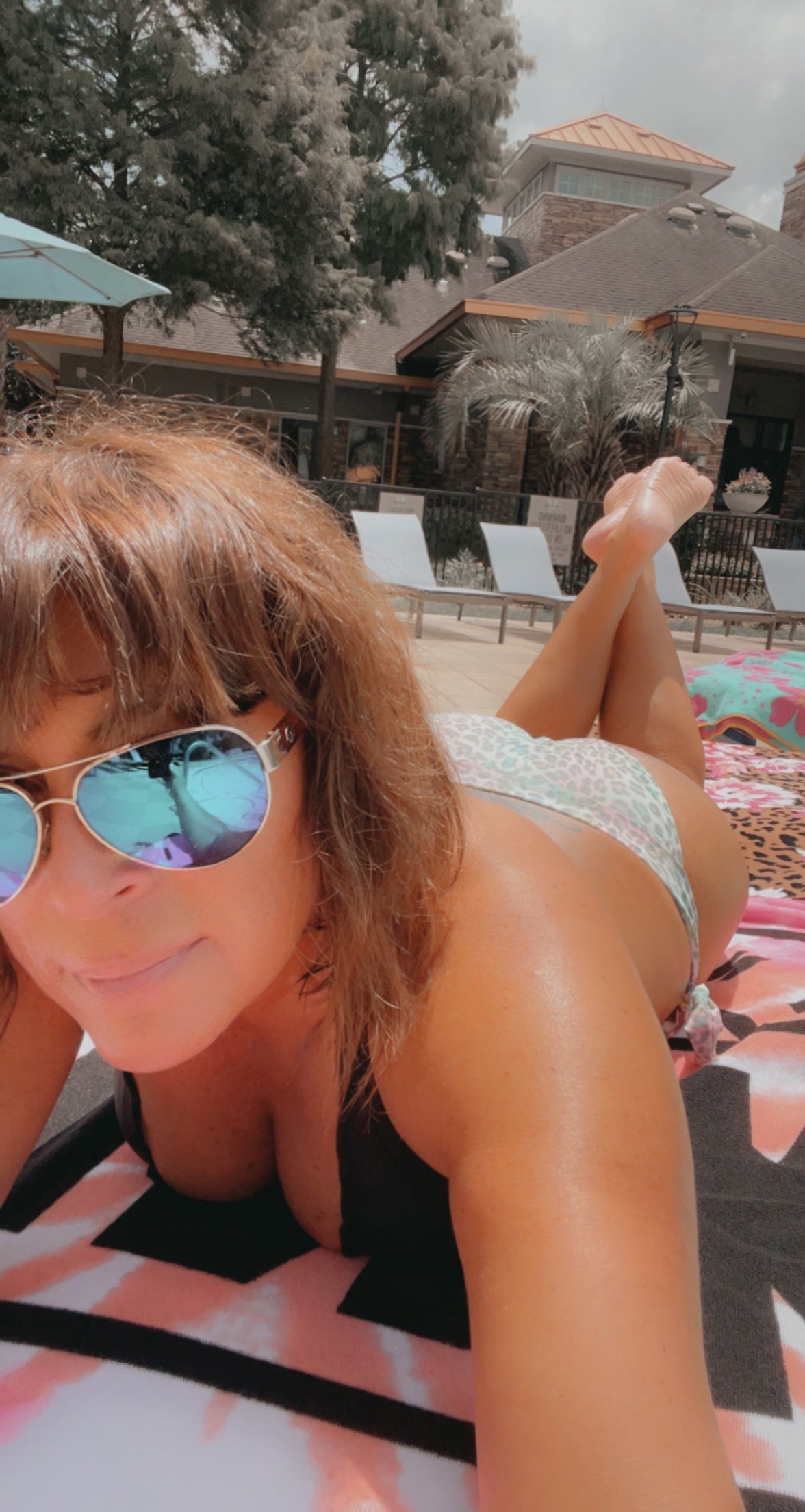 Mamacita Chingona (Cougar) profile banner