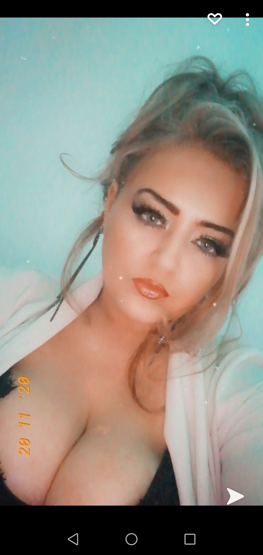 Chloe Dymond profile banner