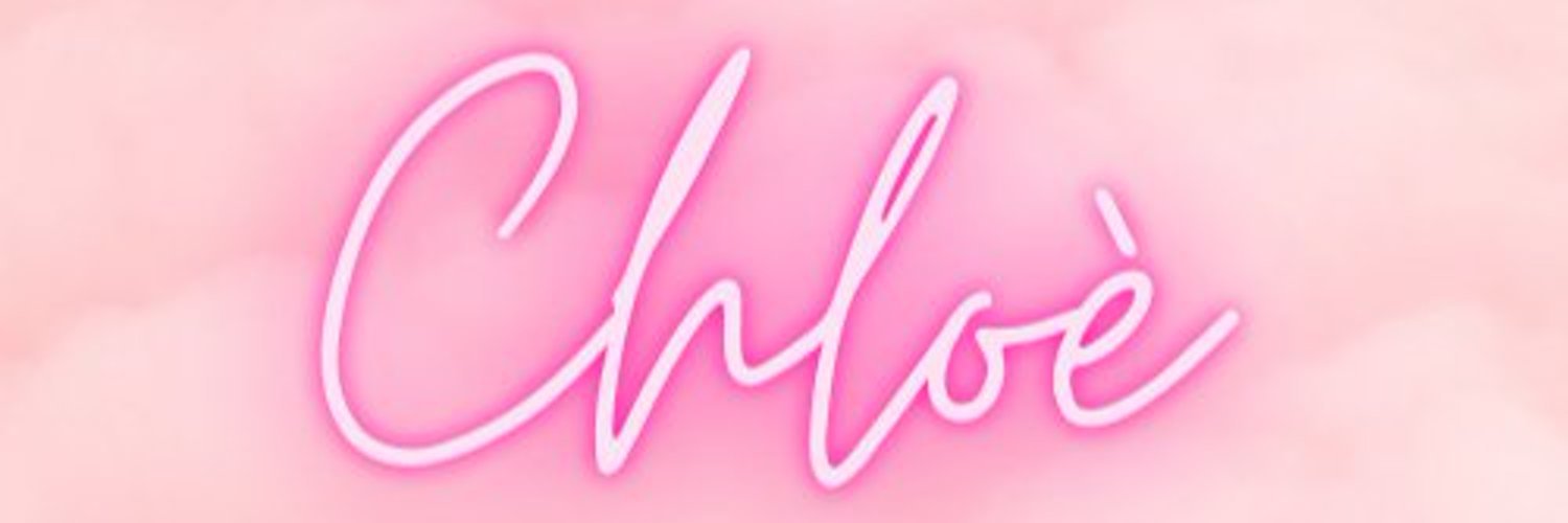 Chloé Miller profile banner